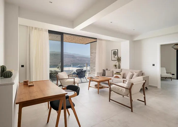 Nemia Luxury Villa *