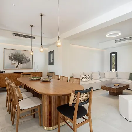 Nemia Luxury