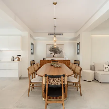 Nemia Luxury * ハニア