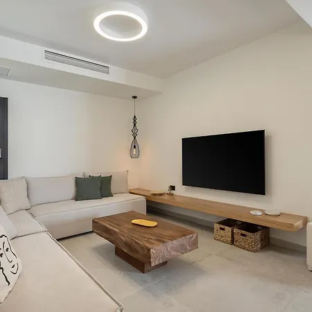 Nemia Luxury וילה *